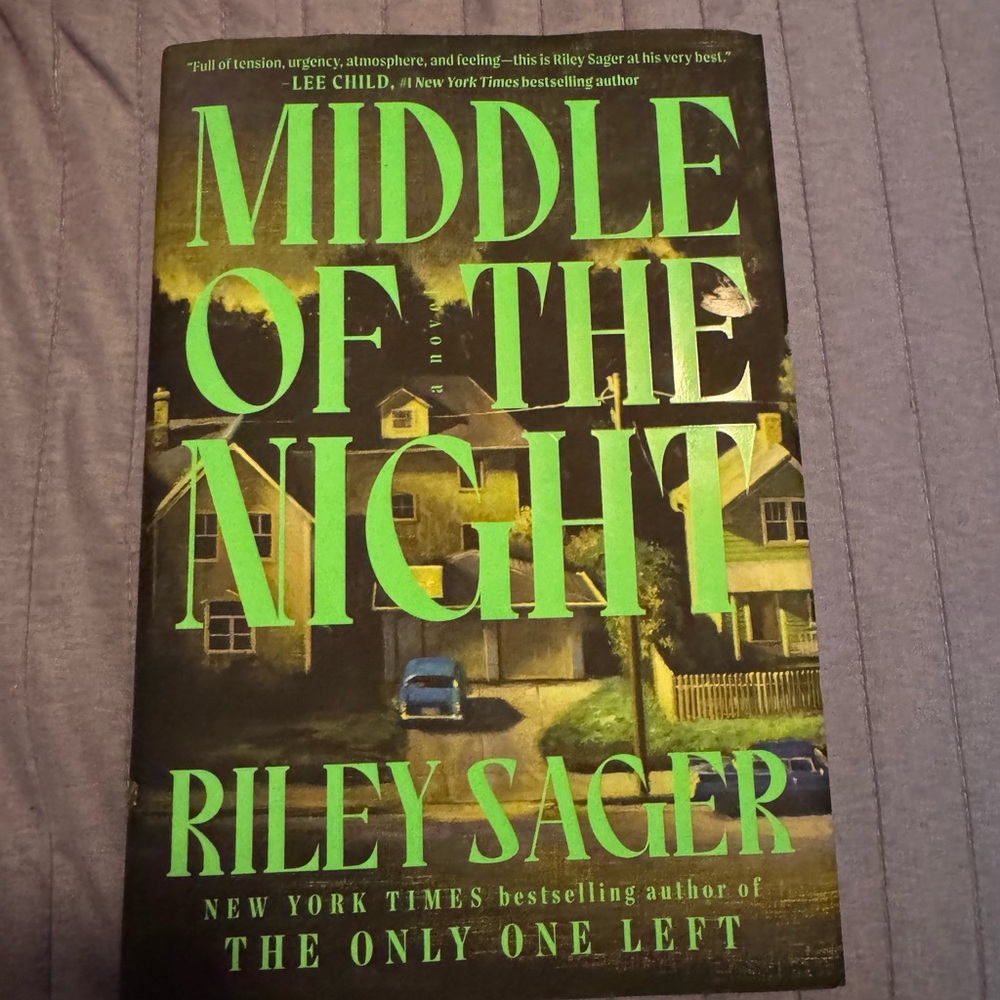 Middle of the Night by Riley Sager Book